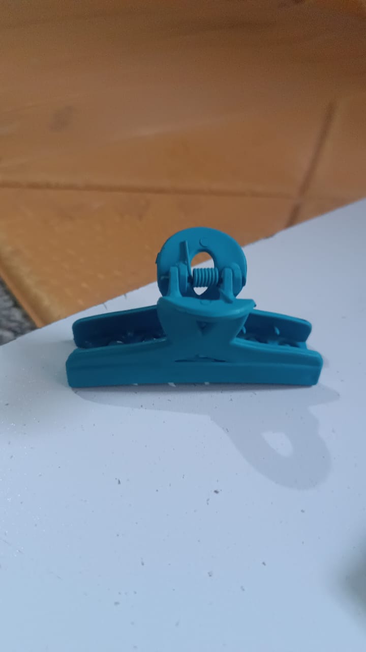 Plastic Hair Clamp Grip, Simple Matte Hair Barrette Clamp (1 Pc) Plastic Hair Clamp Grip, Simple Matte Hair Barrette Clamp (1 Pc)